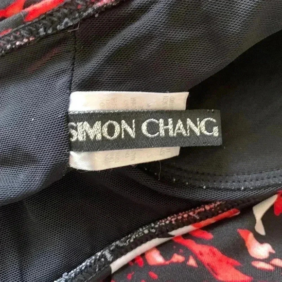 Simon Chang ruffled tankini top with adjustable straps, moulded cups - Picture 3 of 8